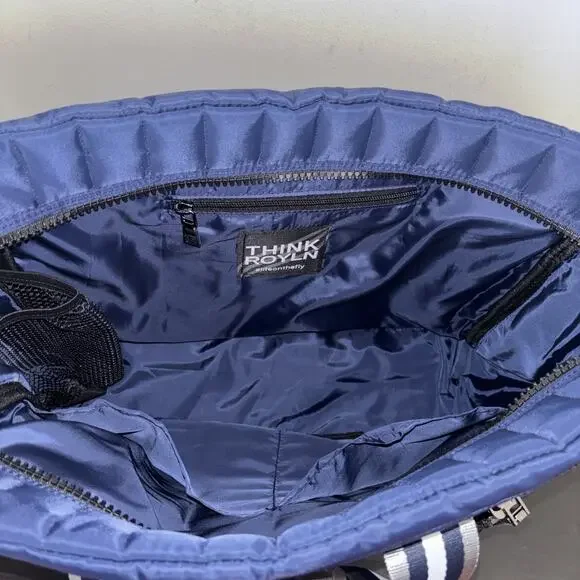 Think Royln The Highlander Duffel Bag w/ Trolly Sleeve Navy Blue NEW With Tags - Picture 6 of 9